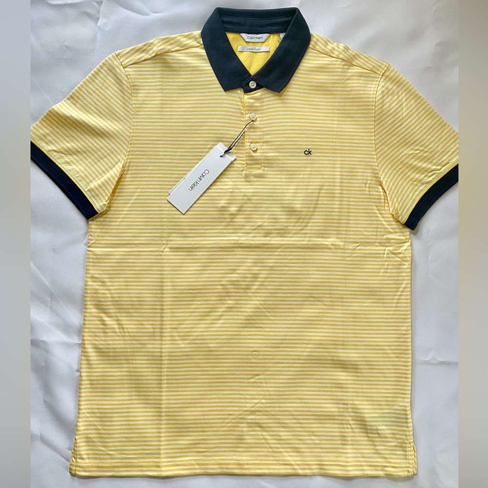 Calvin Klein Mens liquid touch polo shirt size M